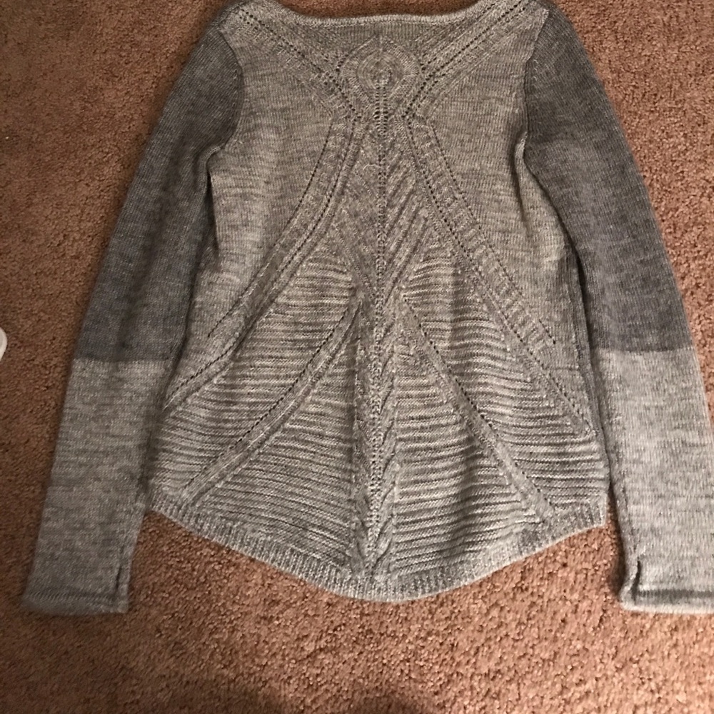 sweater - Picture 2 of 2